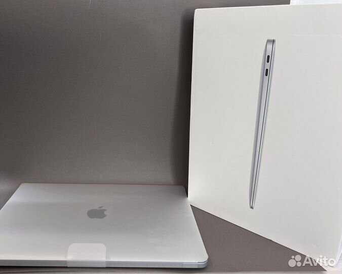 Apple MacBook Air13 8/256 Gb