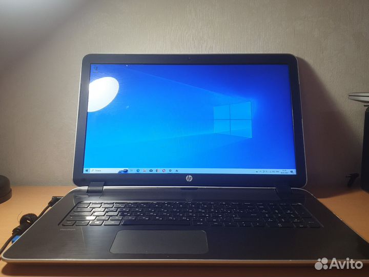 HP Pavilion 17 intel pentium 4 ядра ssd512gb/8gb