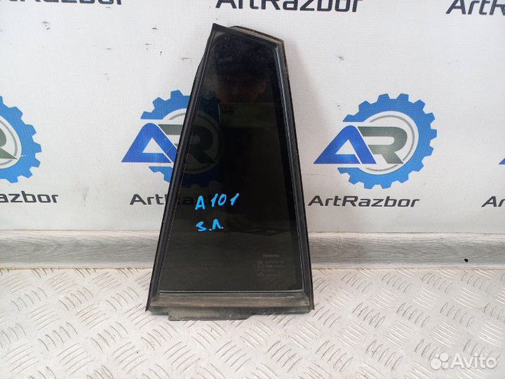 Стекло двери задней левой (форточка) Toyota Rav 4