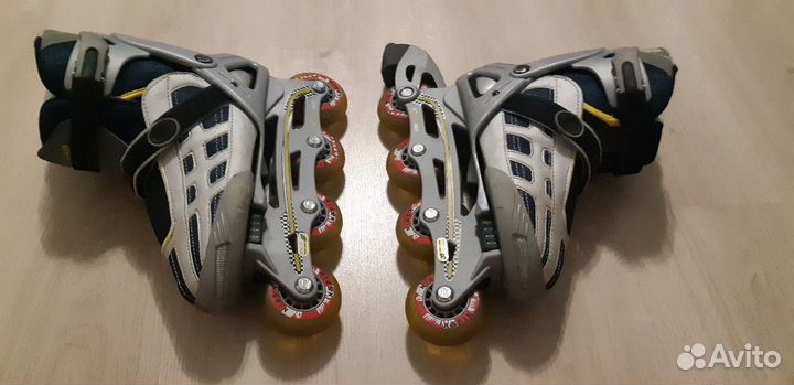 Роликовые коньки