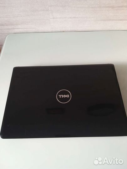 Ноутбук dell inspiron