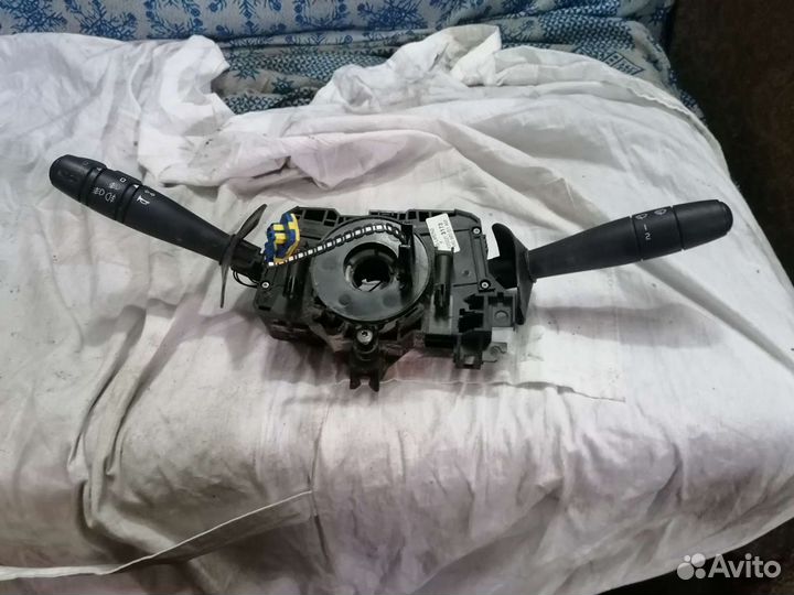 Подрулевой переключатель логан 1