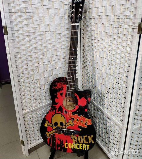 Акустическая гитара