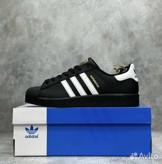 Adidas Superstar Core Black Cloud White Gold