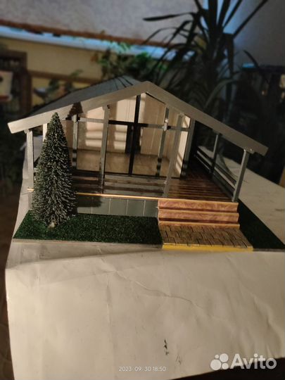 Макеты домов, фабрик, парков и т.д. для