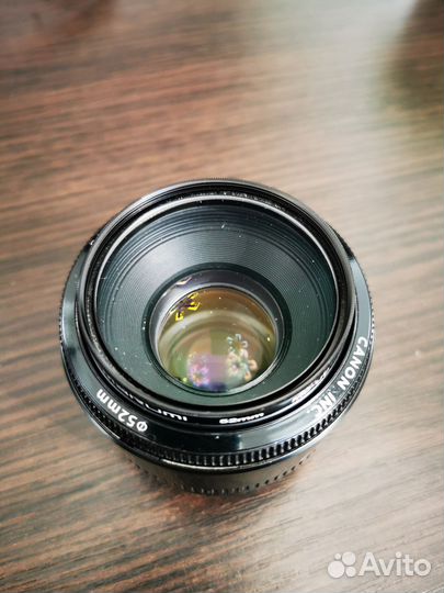 Canon 50mm f/1.8 II