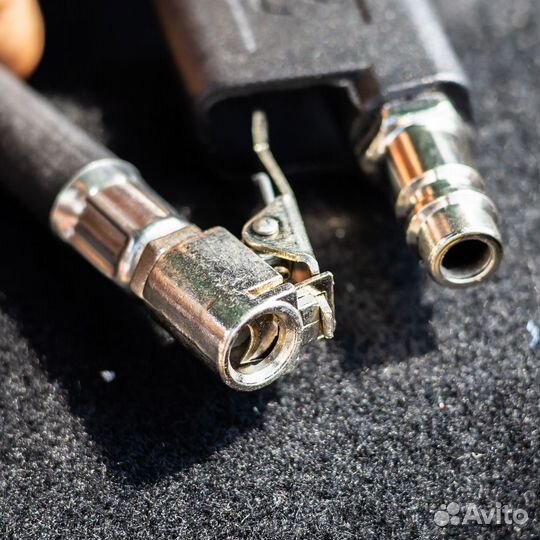 Пистолет для подкачки шин машины с манометром 10ат