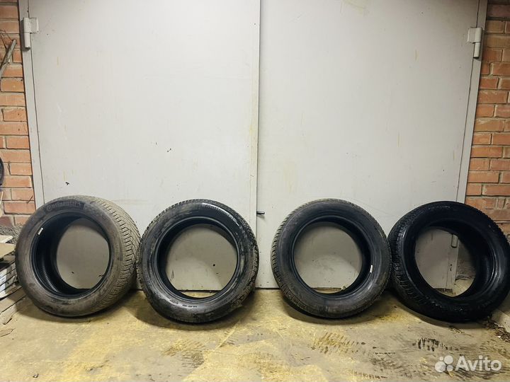 Continental ContiVikingContact 7 225/55 R17