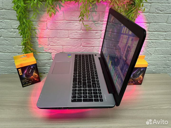 Игровой ноутбук Asus i7/8GB/SSD/700GB