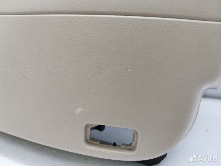 Обшивка двери передняя правая Toyota Alphard H10