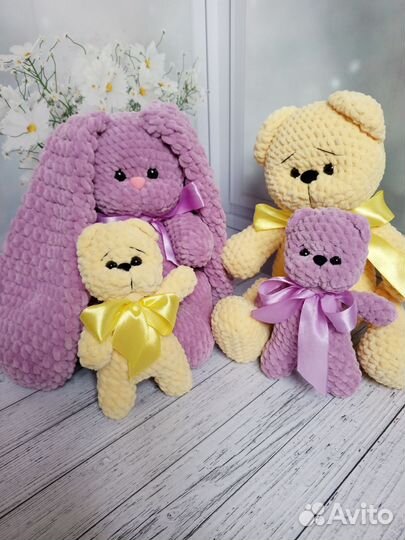 Плюшевая игрушка заяц