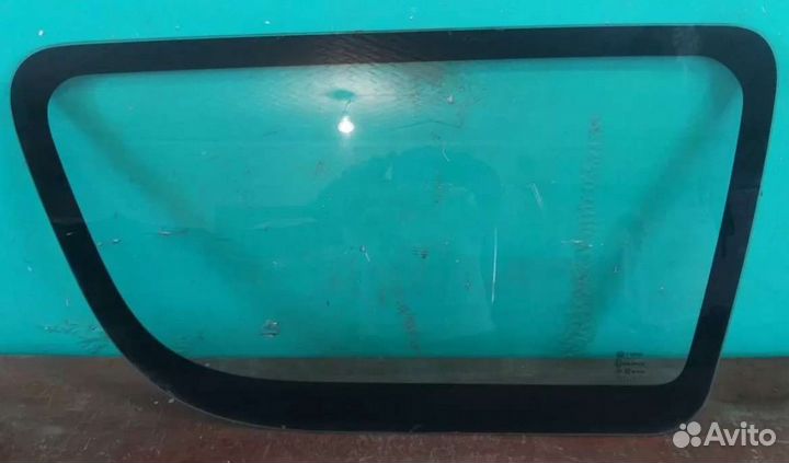 Стекло боковины Ларгус / Largus / Dacha