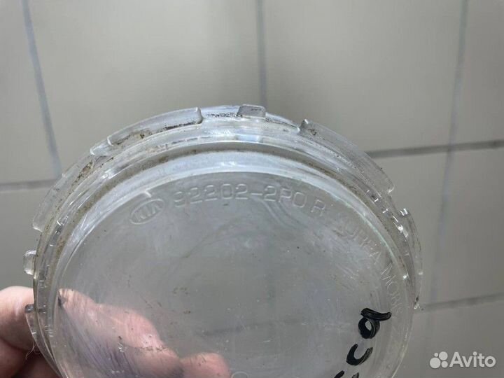 Стекло фары противотуманной правой Kia Sorento