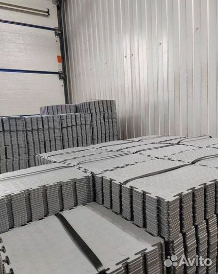 Модульная пвх плитка в автосервис / сто