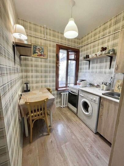 2-к. квартира, 40 м², 1/2 эт.