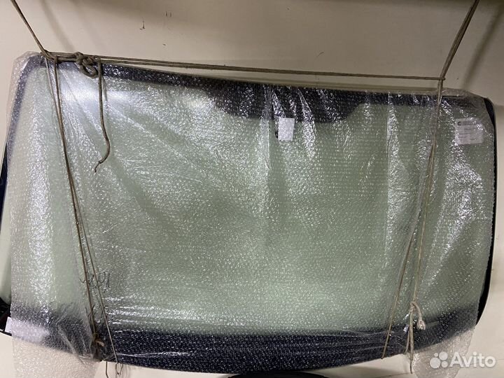 Стекло лобовое новое Фольцваген Амарок