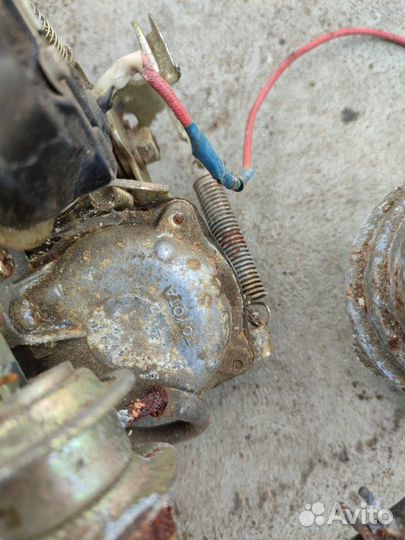 Насос топливный Toyota Carina