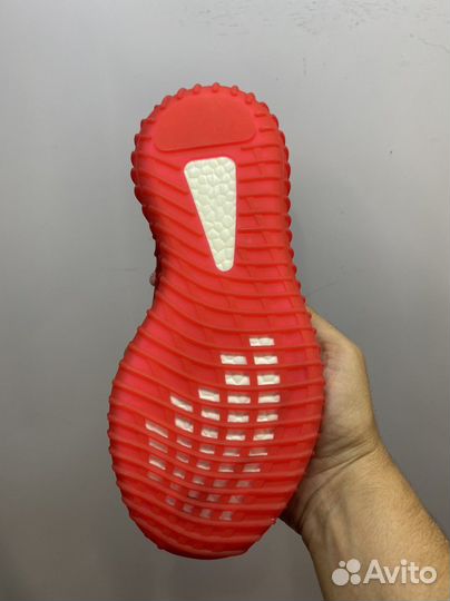 Кроссовки Adidas Yeezy Boost 350 37,38,39 р