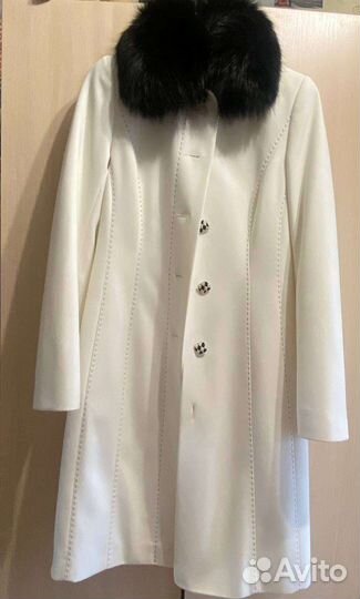 Отдам бесплатно Пальто женское 40 42