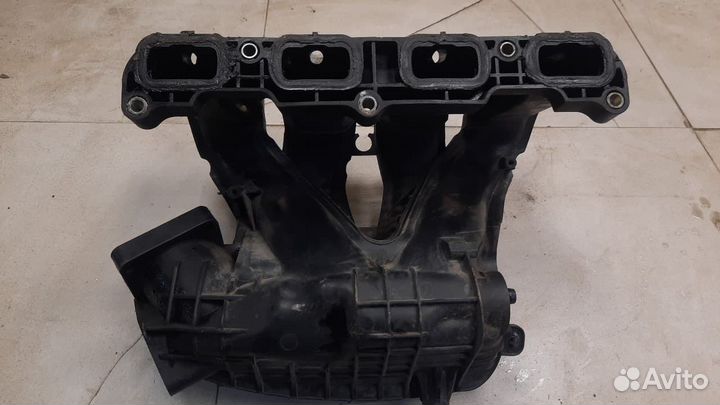 Коллектор впускной Mitsubishi Lancer