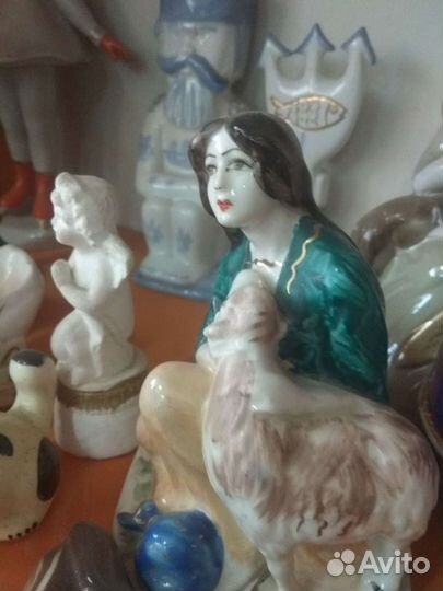 Фарфоровая статуэтка лошадь лфз СССР