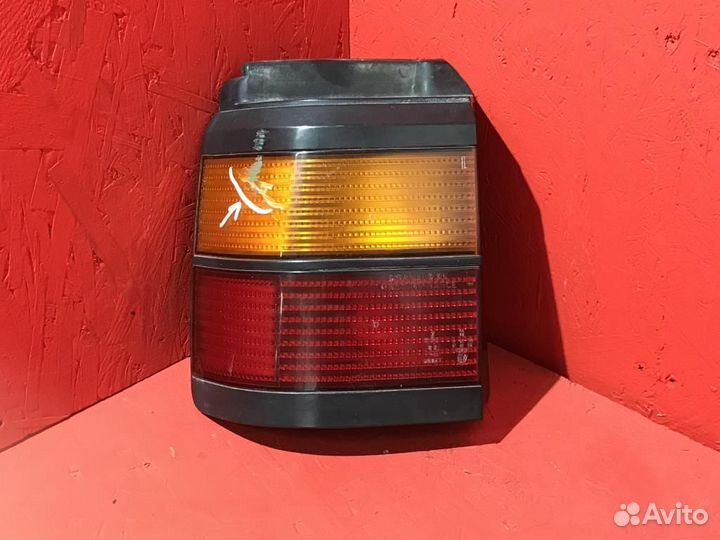 Фонарь задний левый Фольксваген Пассат Б3