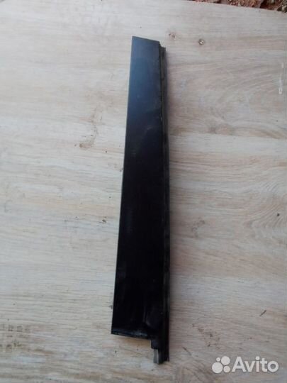 Накладка двери зад.прав. Chevrolet Epica V250