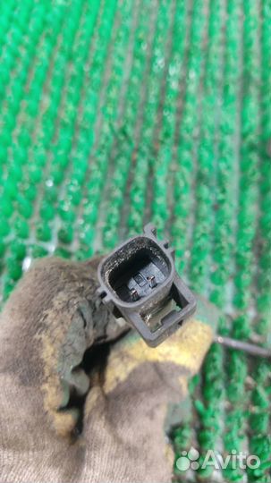 Датчик ABS передний Land Rover Freelander 2 2008