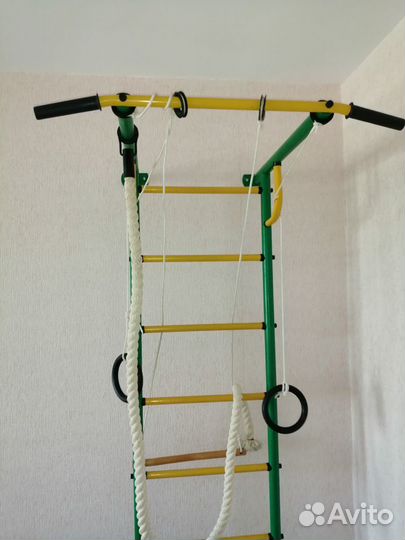 Продается шведская лестница с турником