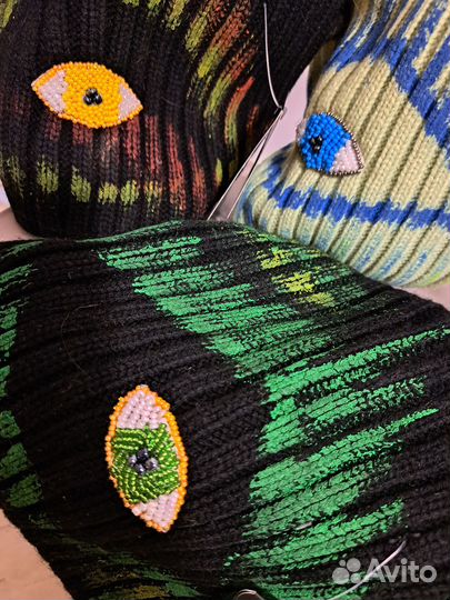 Шапки с глазами из высококачественной пряжи