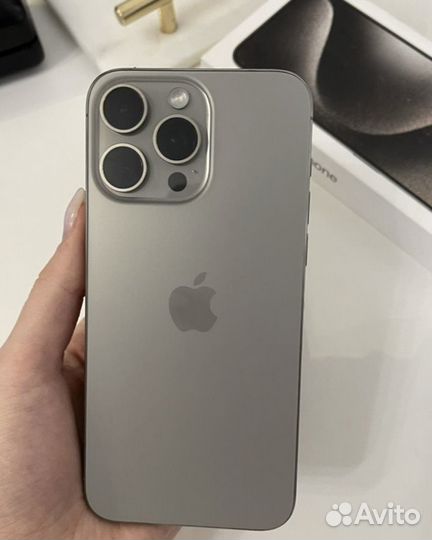 iPhone 15 Pro Max, 256 ГБ