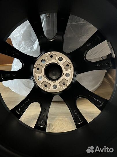 Колеса зимние оригинал R22 BMW X7 G07 755M style