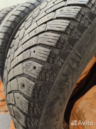 Gislaved Nord Frost 200 SUV 235/65 R17 108T