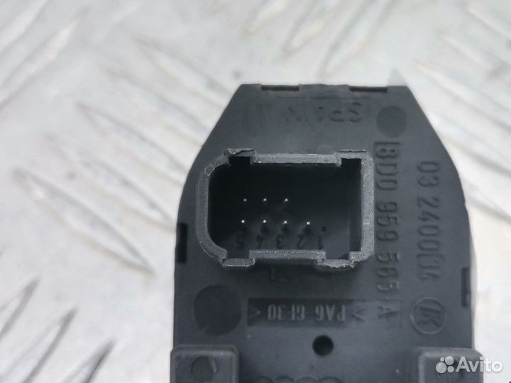 Кнопка (выключатель) Audi A4 B5 рест. 2000