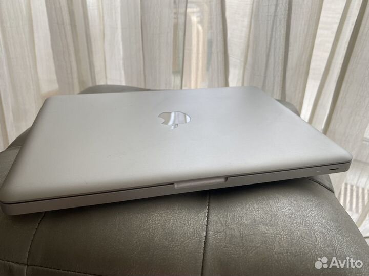 Apple MacBook Pro 13 i5/16gb/ssd+hdd 2011