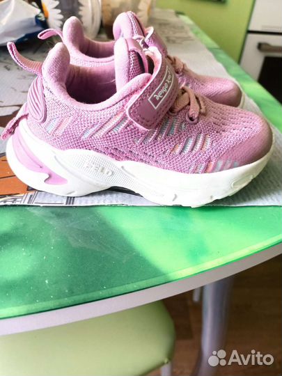 Кроссовки для девочки 26 размер