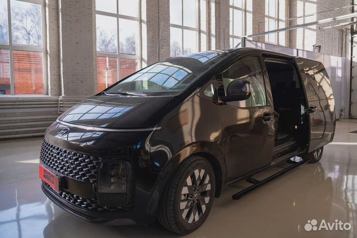 Электропороги Hyundai Staria