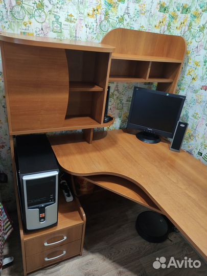 Компьютерный стол бу