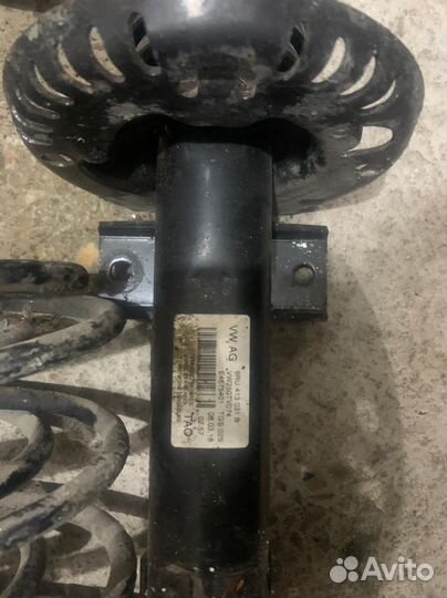 Амартизаторы передние Volkswagen Polo седан