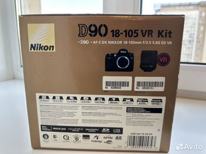 Зеркальный фотоаппарат Nikon D90