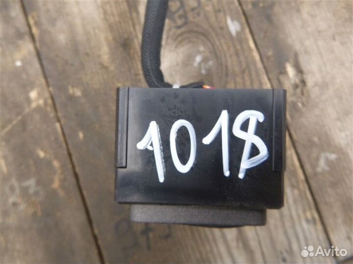 Кнопка Lexus Ls600Hl UVF46 2urfse 2008