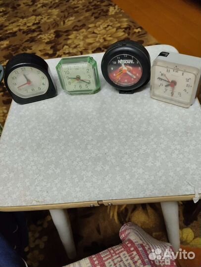 Часы будильник СССР