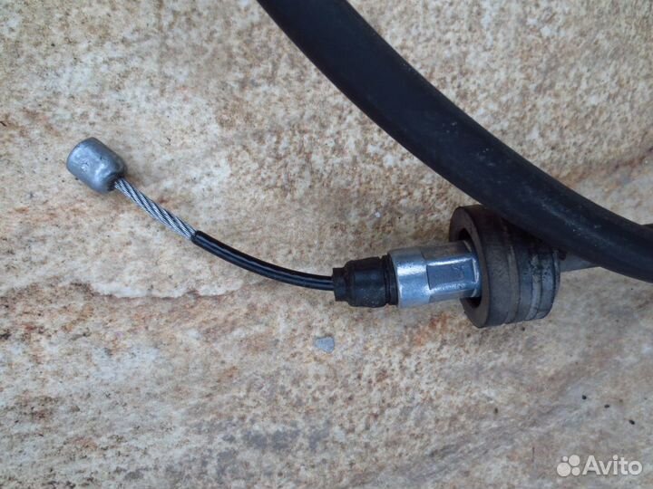 Трос стояночного тормоза Kia Cerato 3