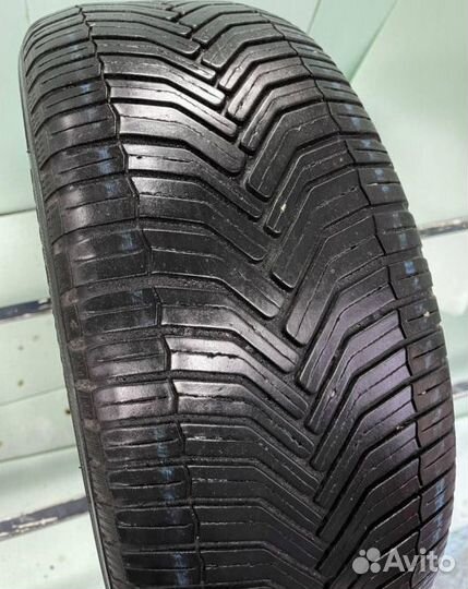 Michelin CrossClimate 235/45 R18