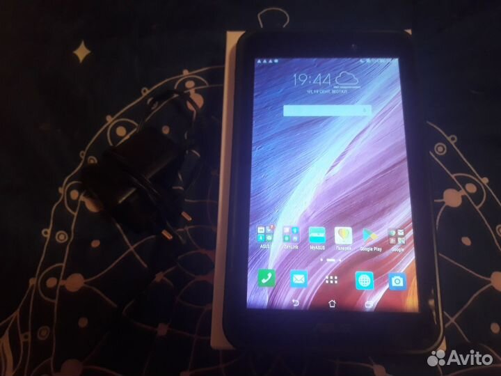 Asus fonepad 7 (K012)