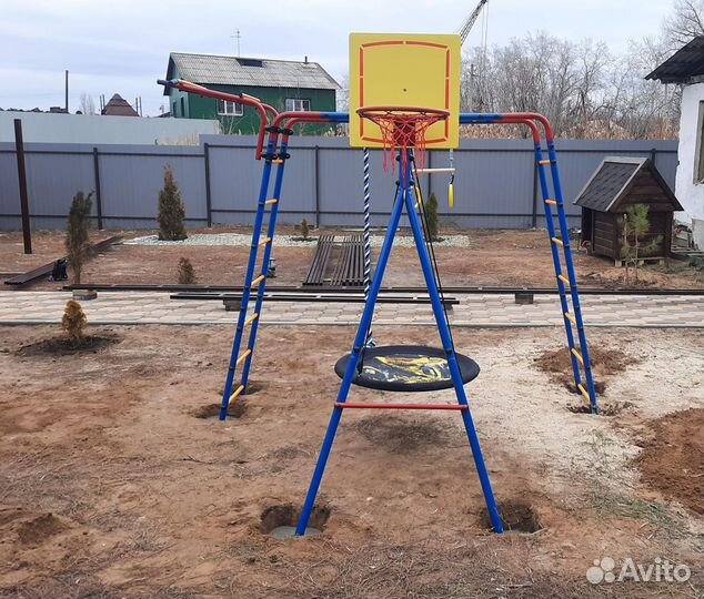 Спорткомплекс уличный с качелями гнездо и кольцом