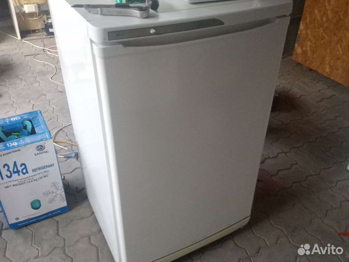 Морозильник 105л