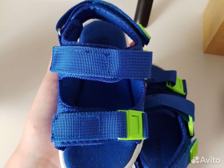 Сандали детские