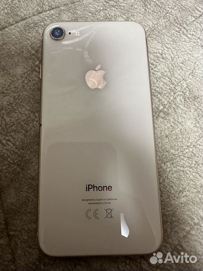 iPhone 8, 64 ГБ