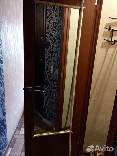 Зеркало настенное